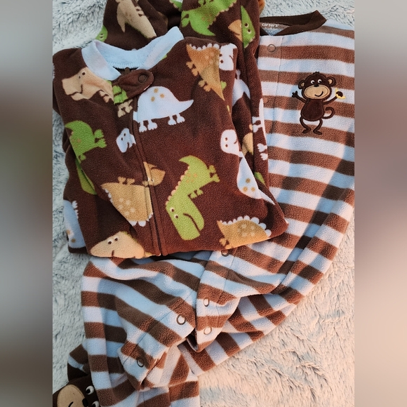 Lot of 2: Carter's Footie PajamasMonkey and Dinosaur Size 9 months - Picture 1 of 10